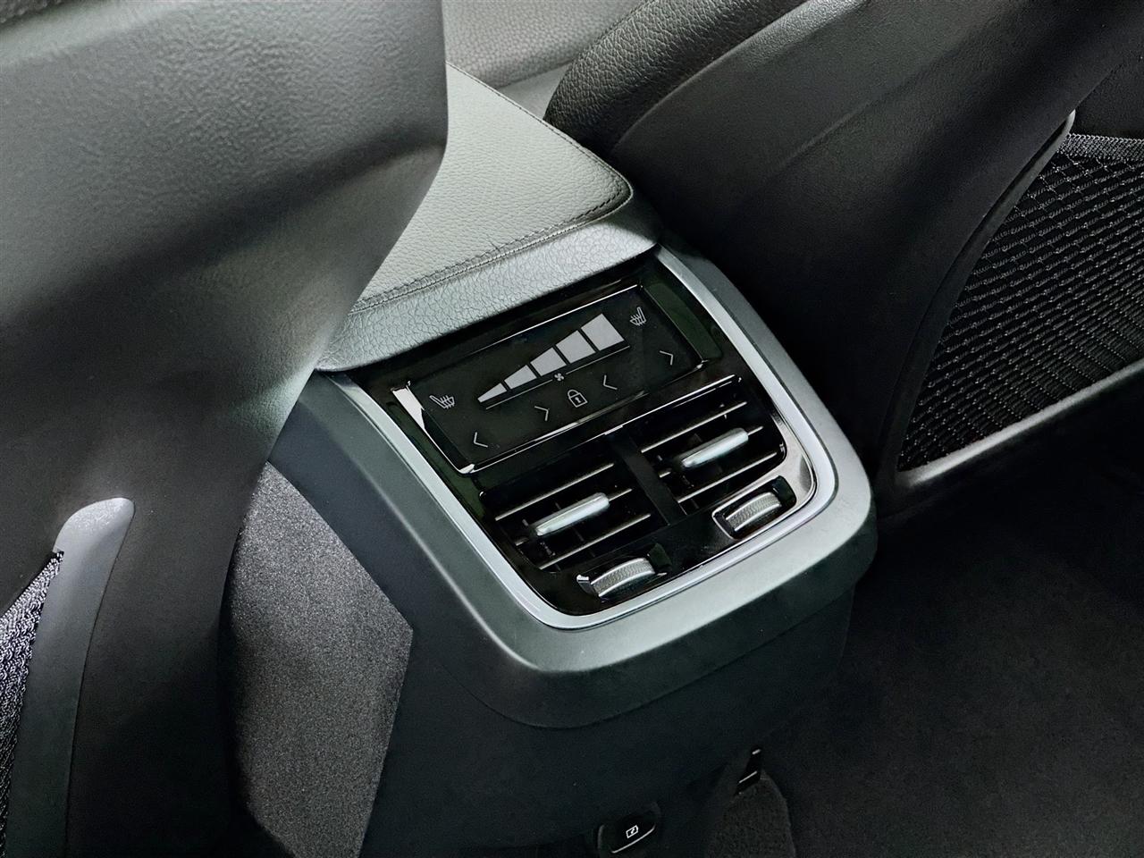 Volvo XC90 T5 AWD Momentum 7P 2022