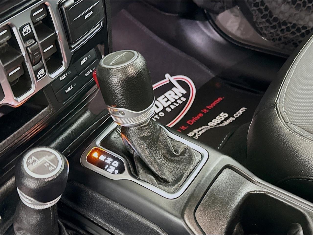 Jeep Gladiator Freedom 4x4 *Ltd Avail* 2021