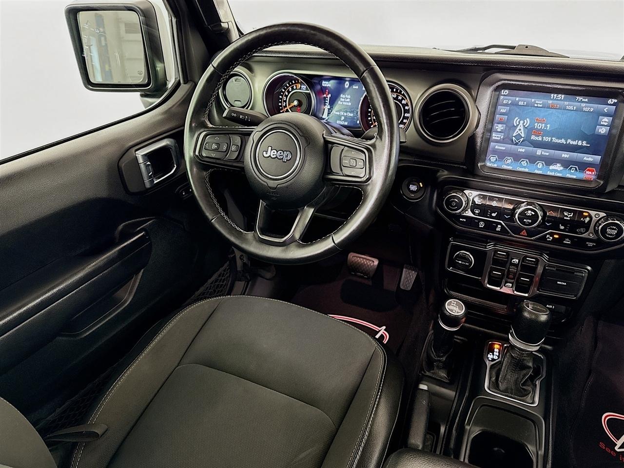 Jeep Gladiator Freedom 4x4 *Ltd Avail* 2021