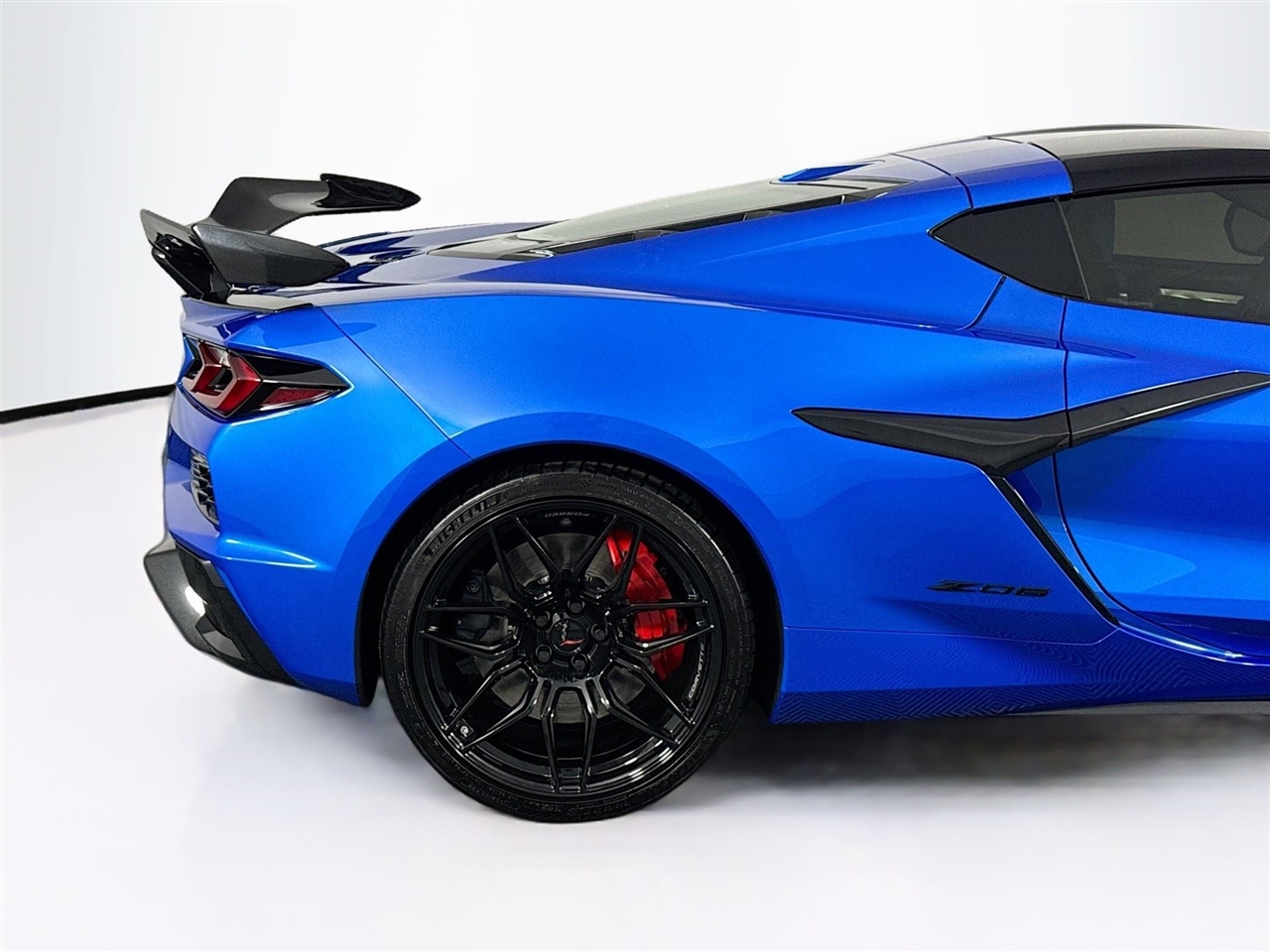 Chevrolet Corvette 2dr Z06 Cpe w/3LZ 2024