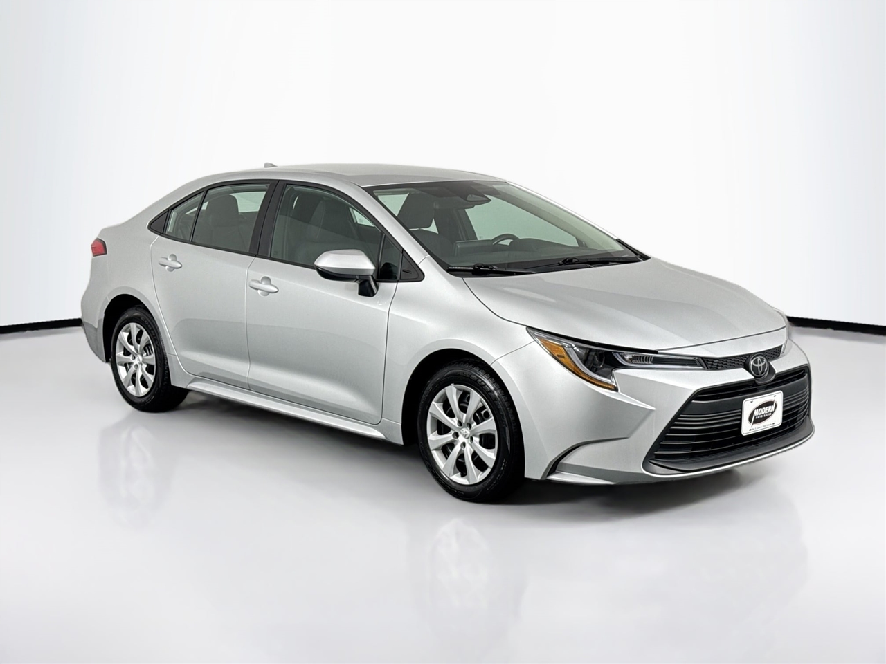 Toyota Corolla LE CVT (Natl) 2024