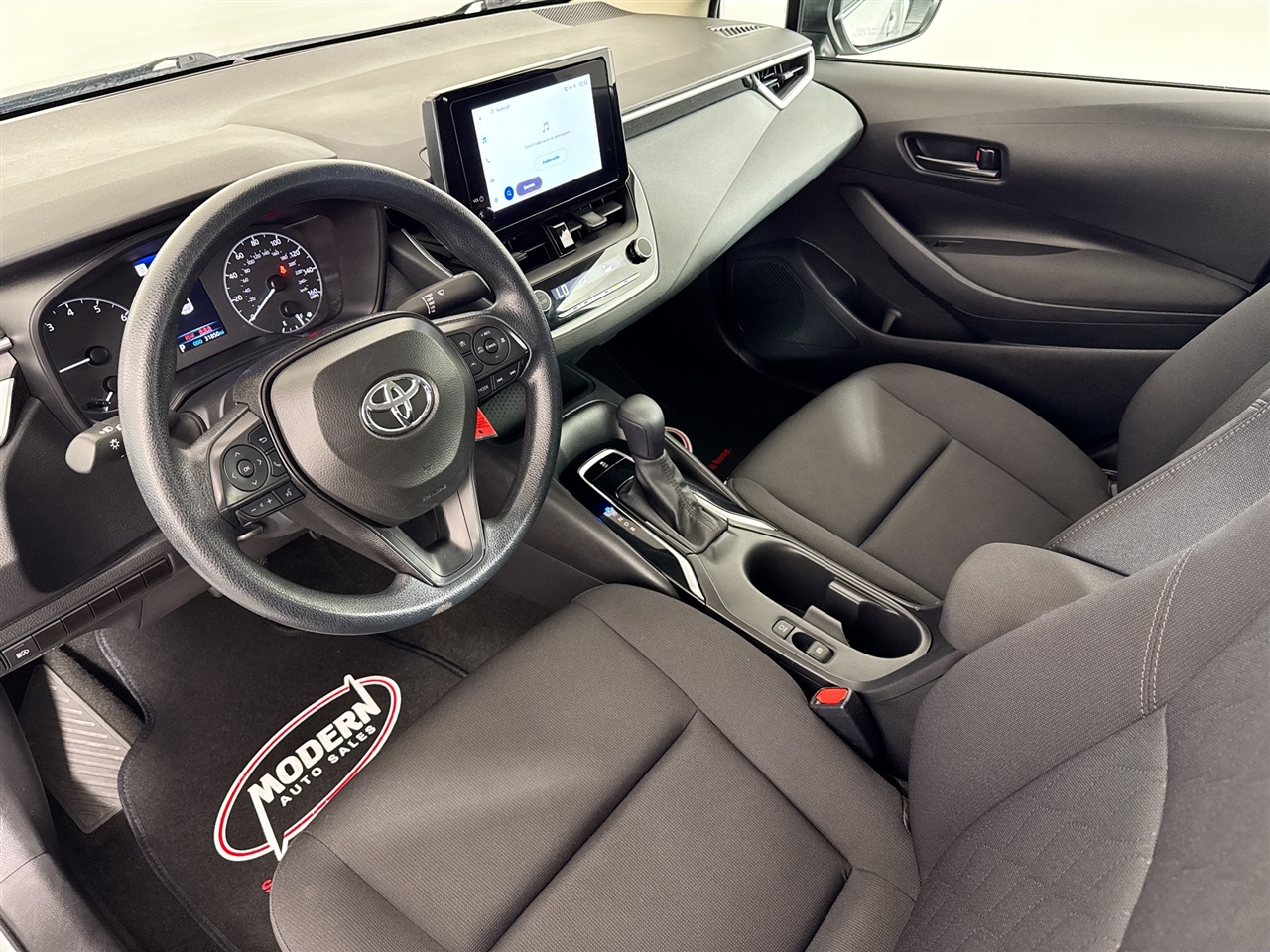 Toyota Corolla LE CVT (Natl) 2024