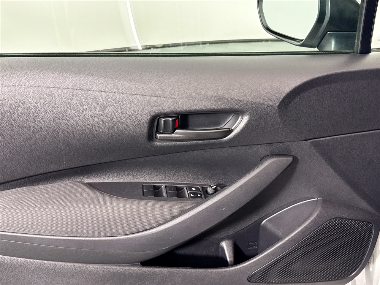 Toyota Corolla LE CVT (Natl) 2024