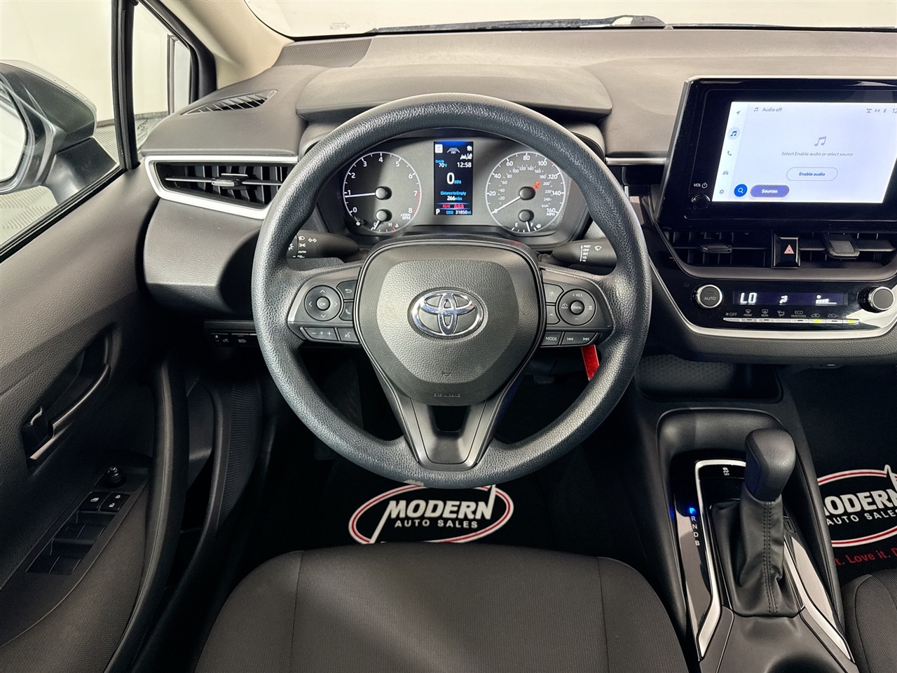 Toyota Corolla LE CVT (Natl) 2024