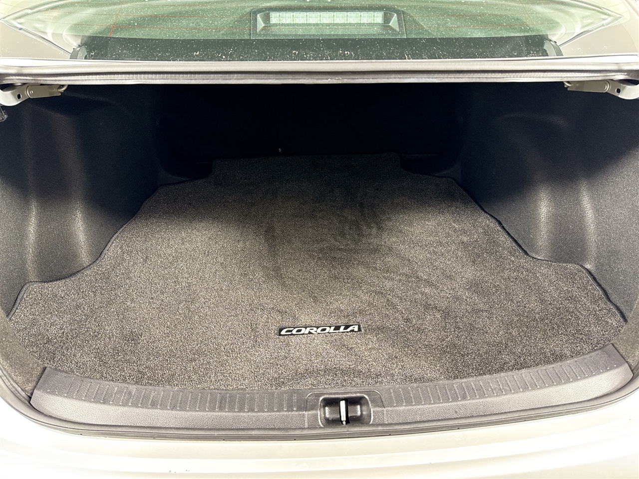 Toyota Corolla LE CVT (Natl) 2024