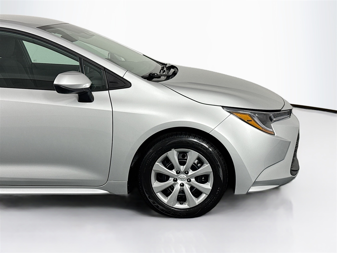 Toyota Corolla LE CVT (Natl) 2024