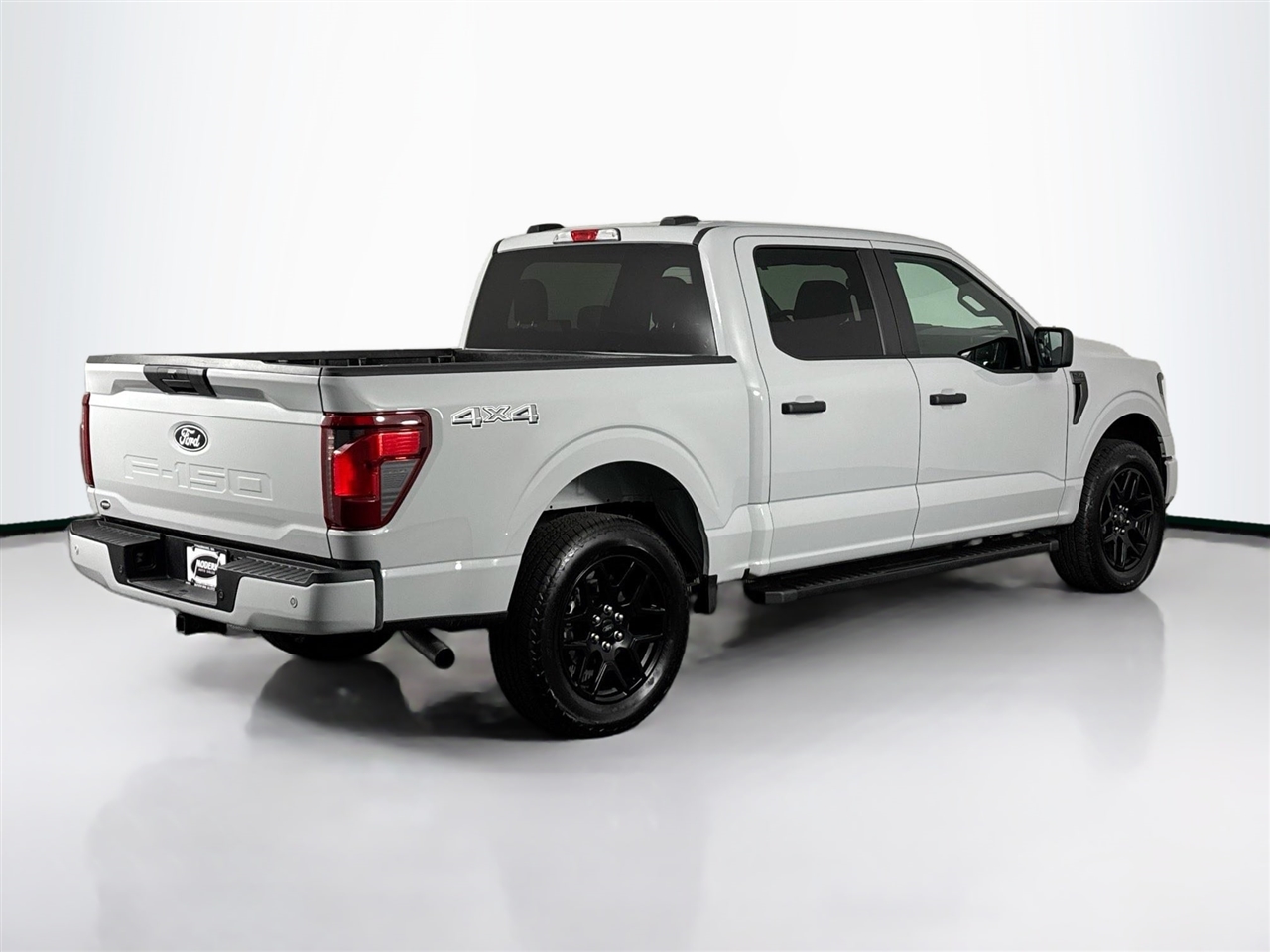 Ford F-150 STX 4WD SuperCrew 5.5' Box 2024