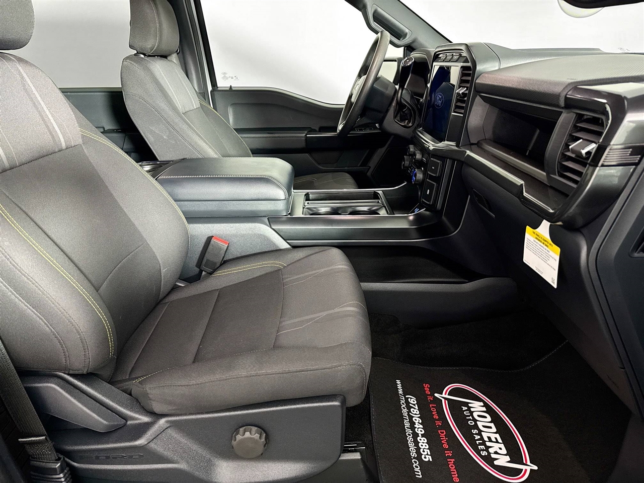 Ford F-150 STX 4WD SuperCrew 5.5' Box 2024