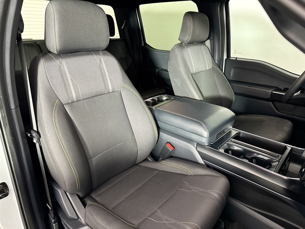 Ford F-150 STX 4WD SuperCrew 5.5' Box 2024