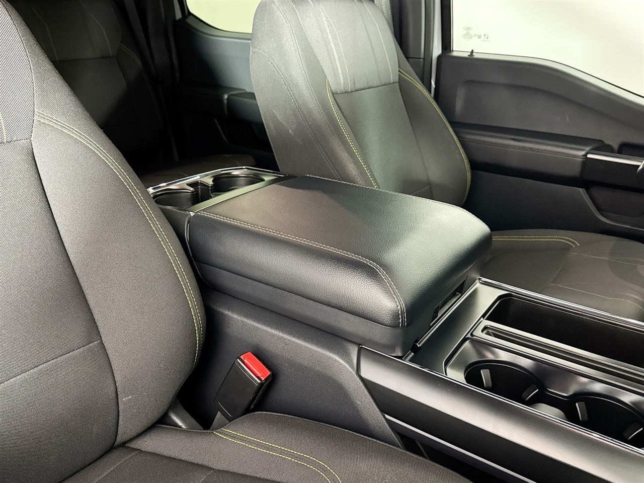 Ford F-150 STX 4WD SuperCrew 5.5' Box 2024