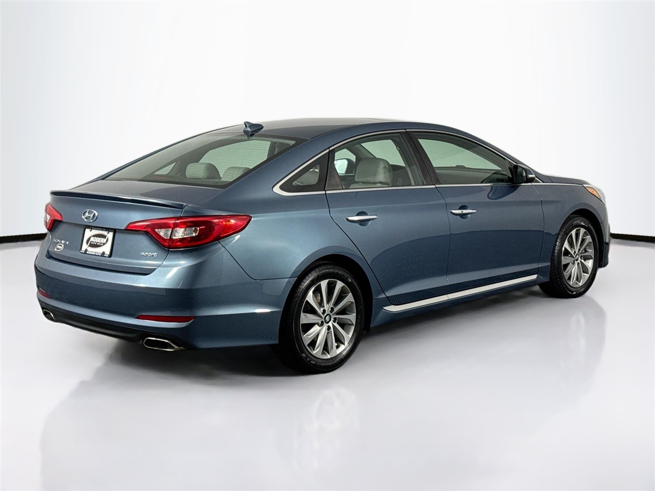 Hyundai Sonata Sport 2.4L PZEV 2017