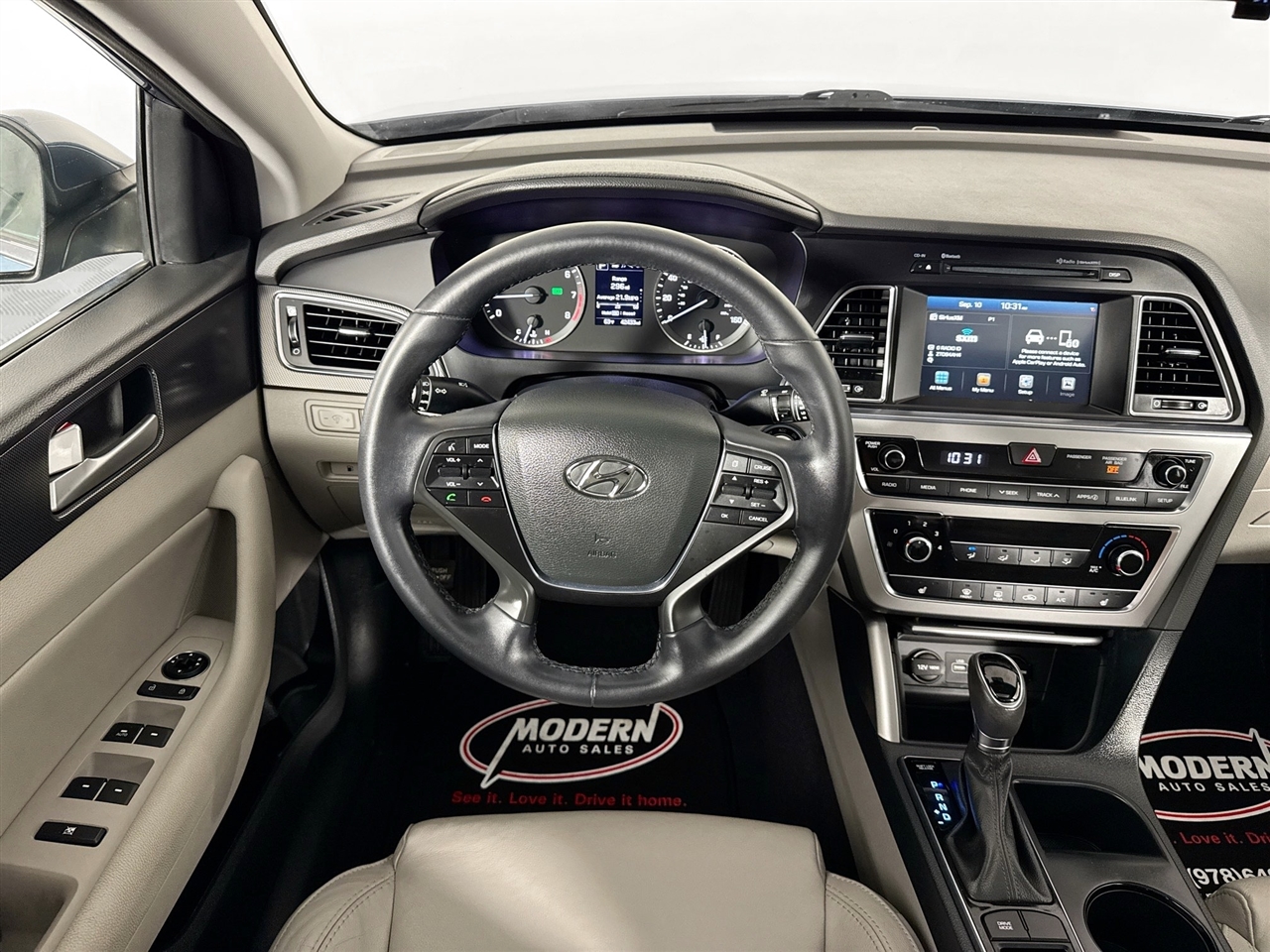 Hyundai Sonata Sport 2.4L PZEV 2017