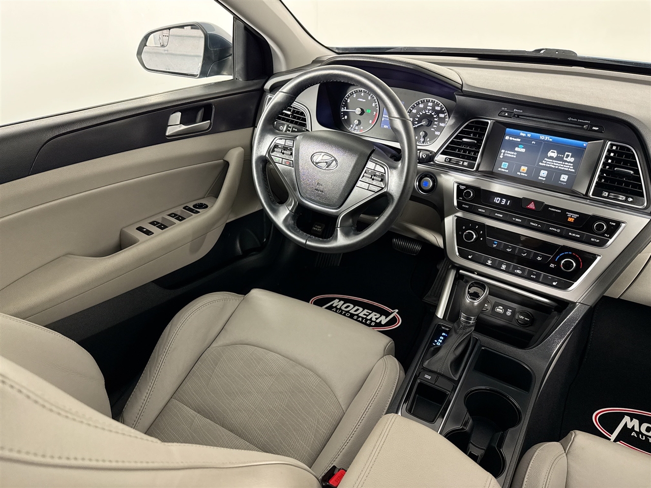 Hyundai Sonata Sport 2.4L PZEV 2017