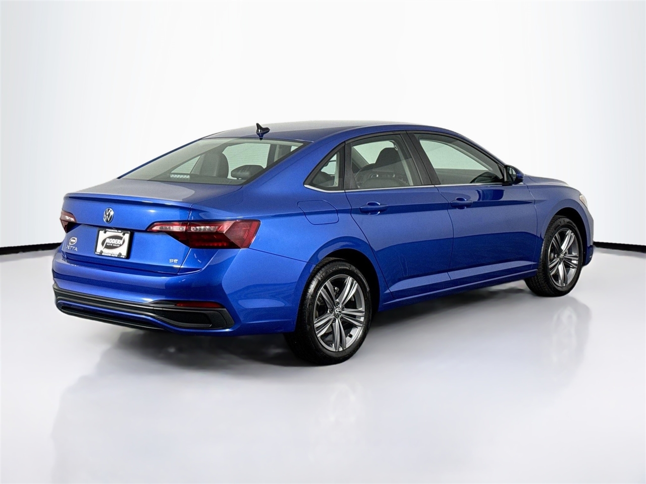 Volkswagen Jetta SE Auto 2022