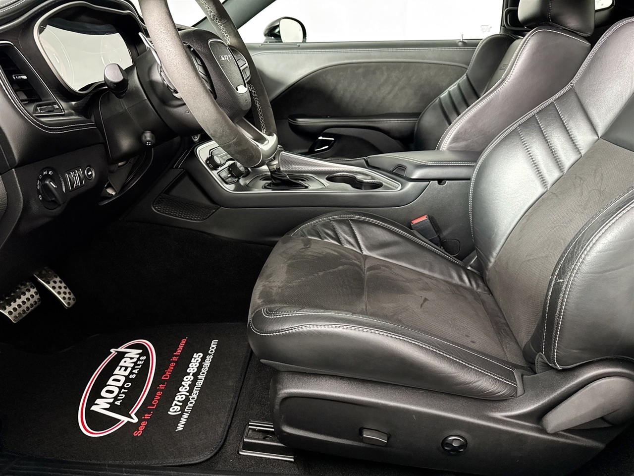 Dodge Challenger SRT Hellcat RWD 2021