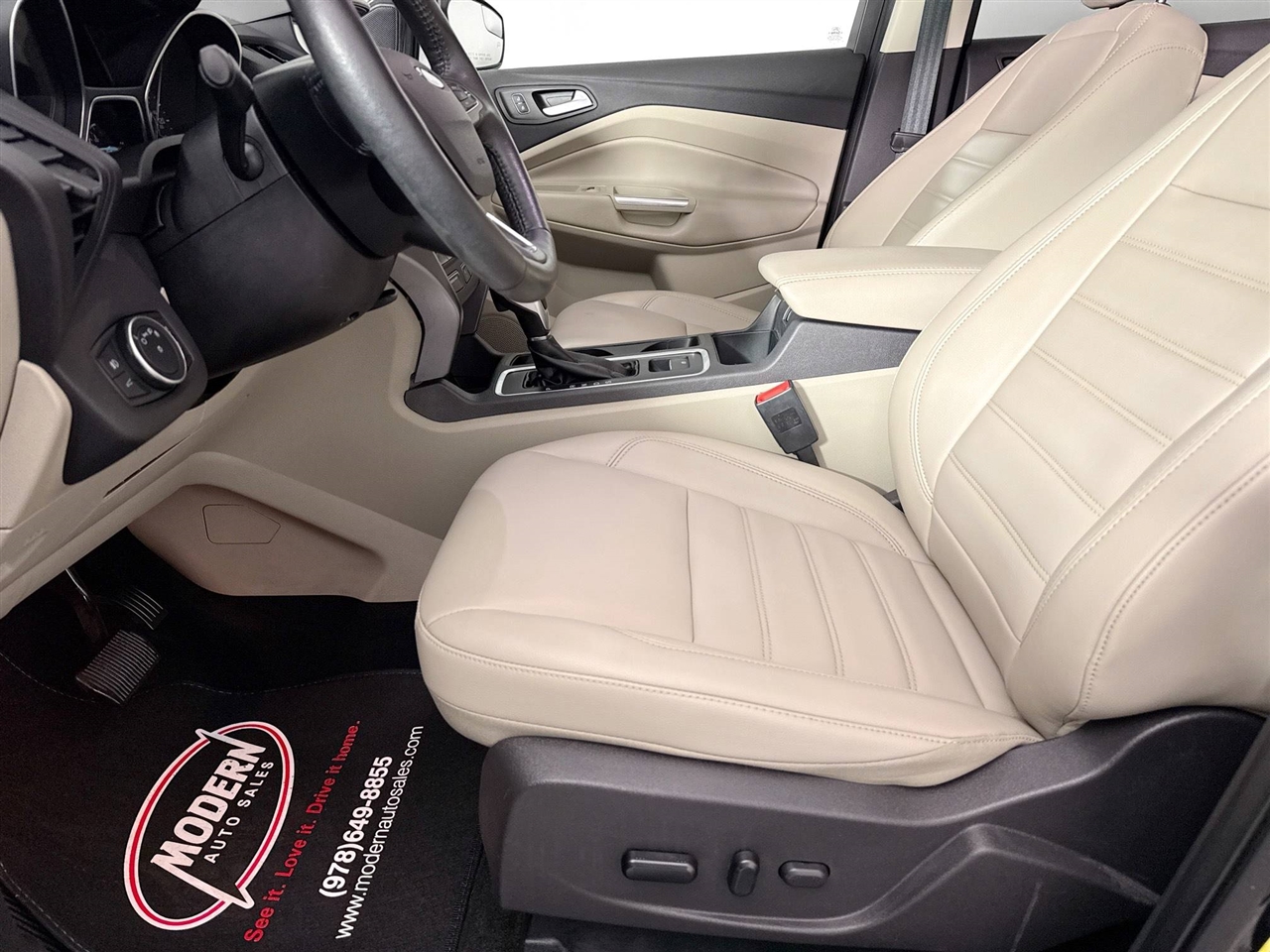 Ford Escape SEL 4WD 2019