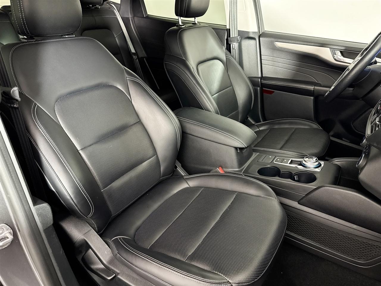 Ford Escape SEL Hybrid AWD 2021