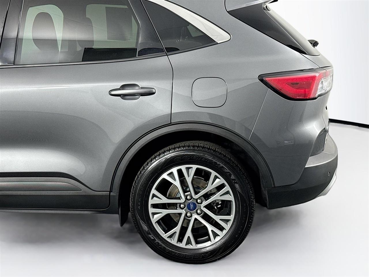 Ford Escape SEL Hybrid AWD 2021