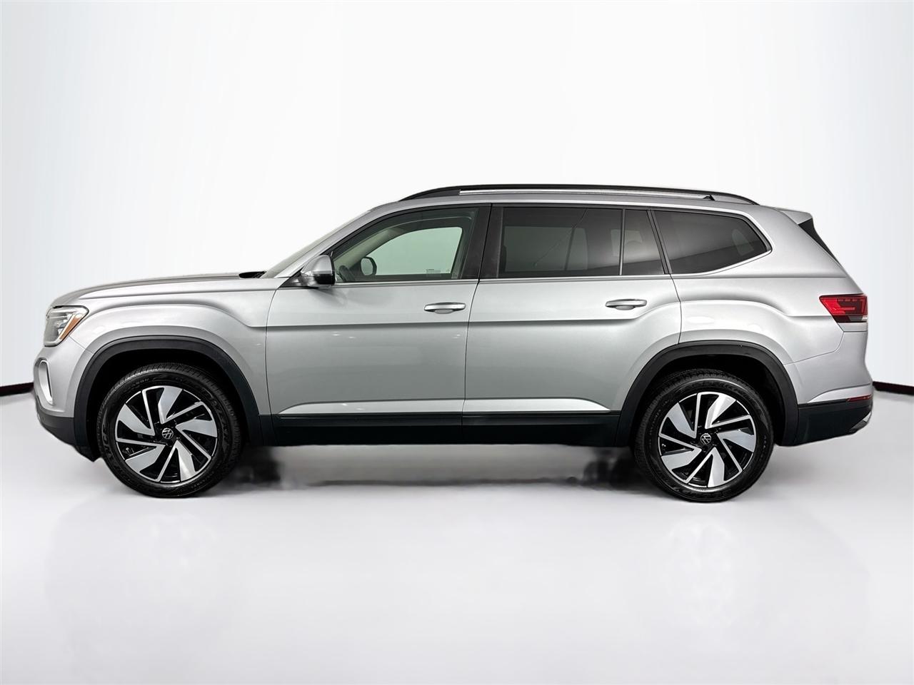 Volkswagen Atlas 2.0T SE w/Technology 4MOTION 2024