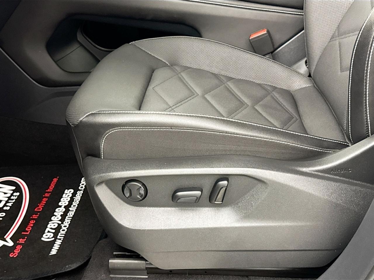Volkswagen Atlas 2.0T SE w/Technology 4MOTION 2024