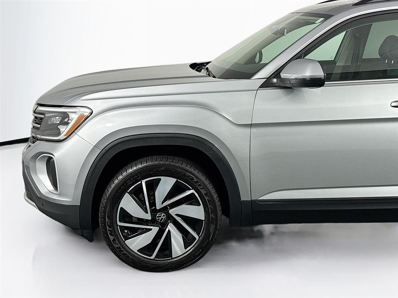 Volkswagen Atlas 2.0T SE w/Technology 4MOTION 2024