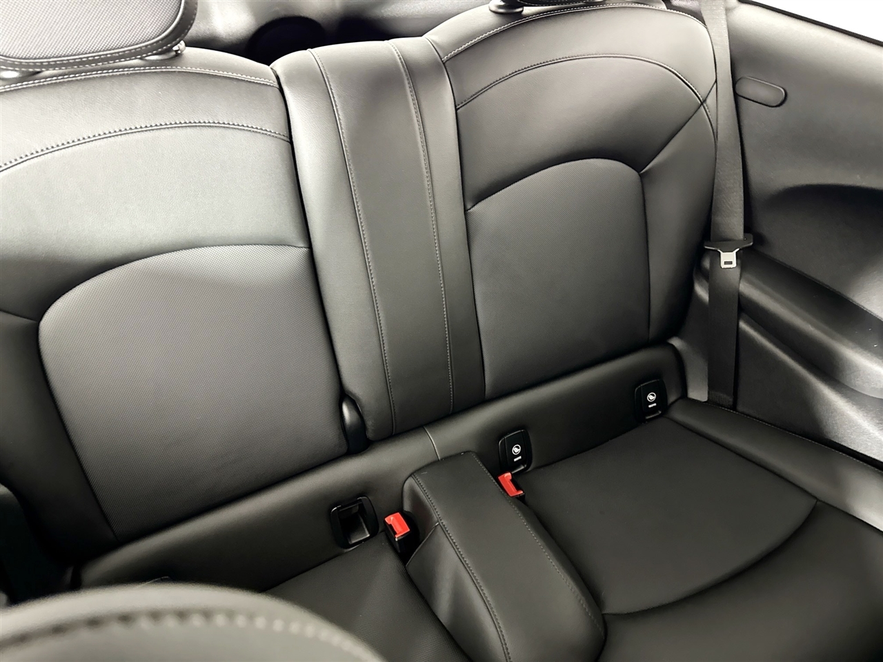 MINI Hardtop 2 Door Cooper FWD 2019