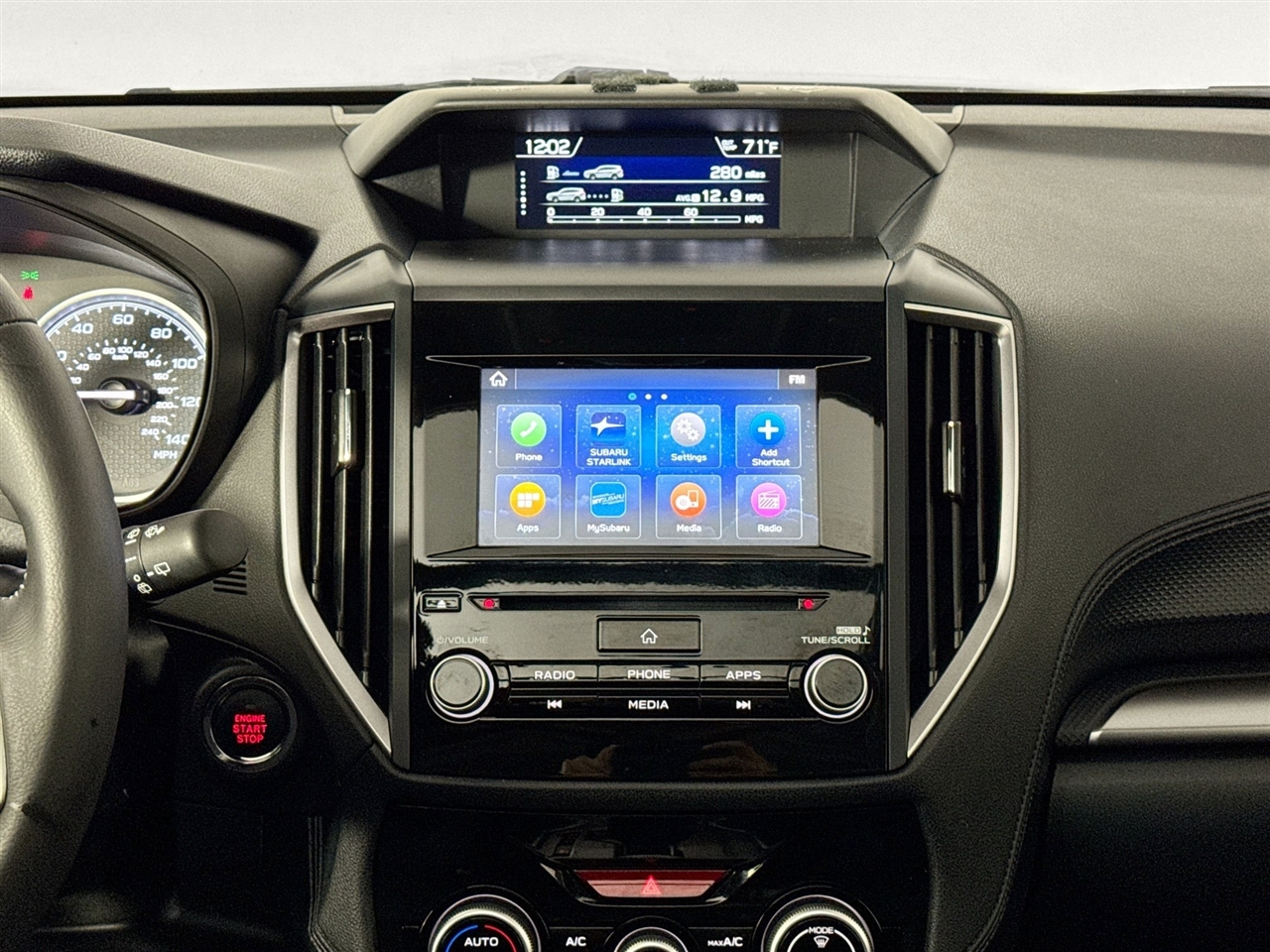 Subaru Forester Premium CVT 2023