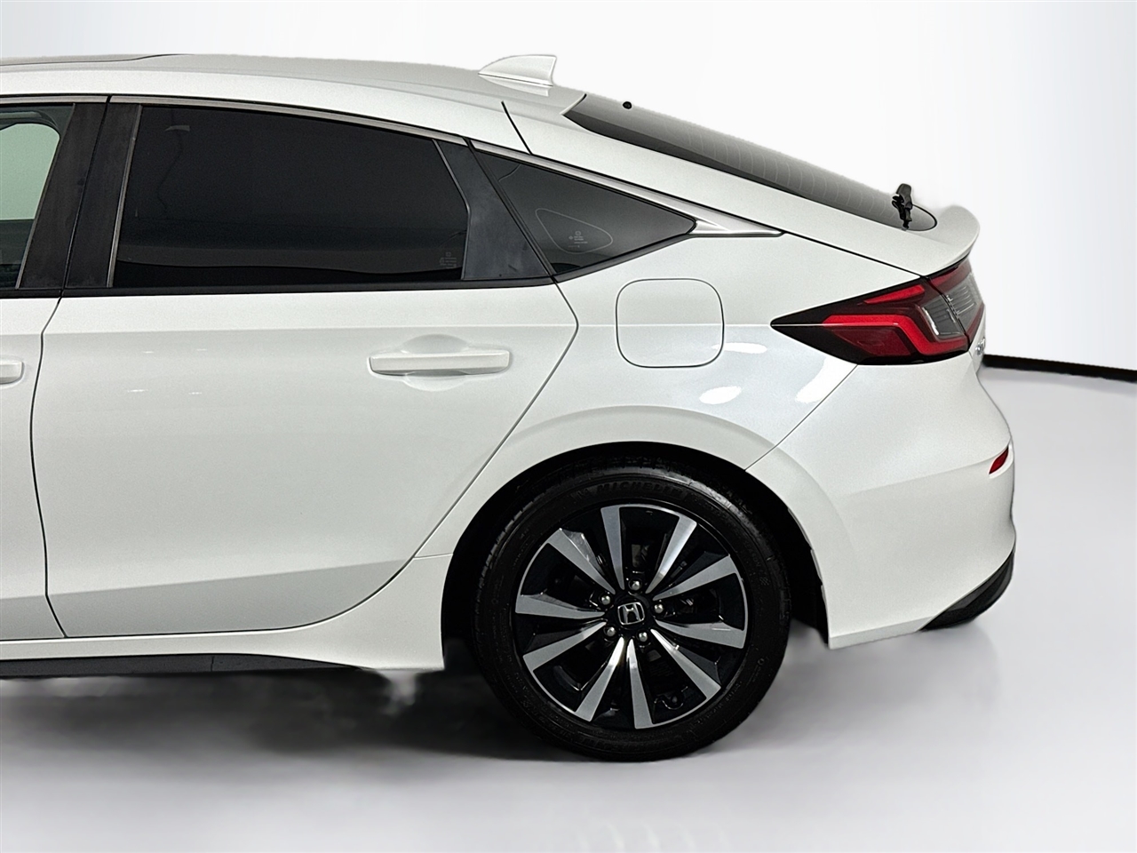 Honda Civic Hatchback EX-L CVT 2022