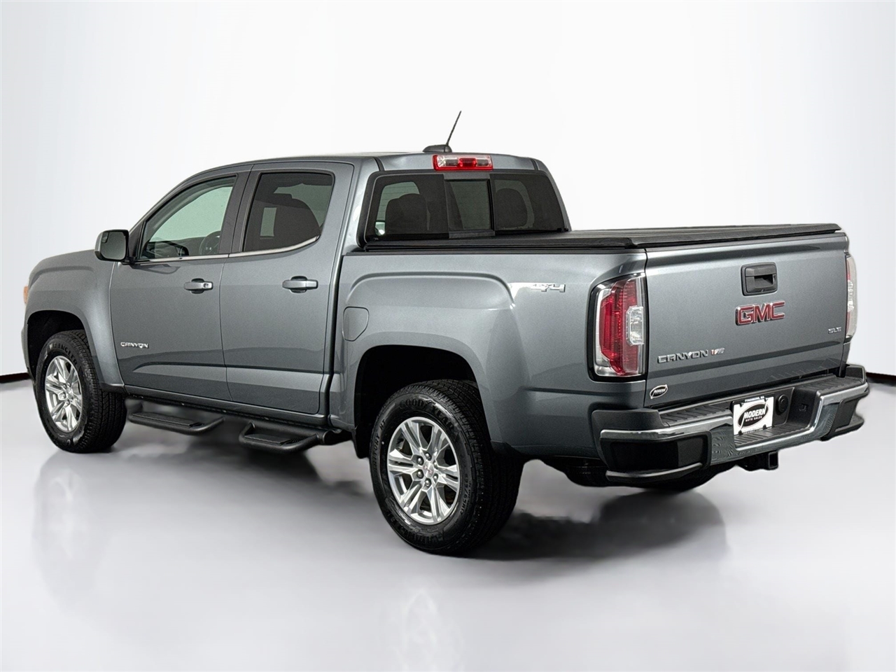 GMC Canyon 4WD Crew Cab 128" SLE 2020