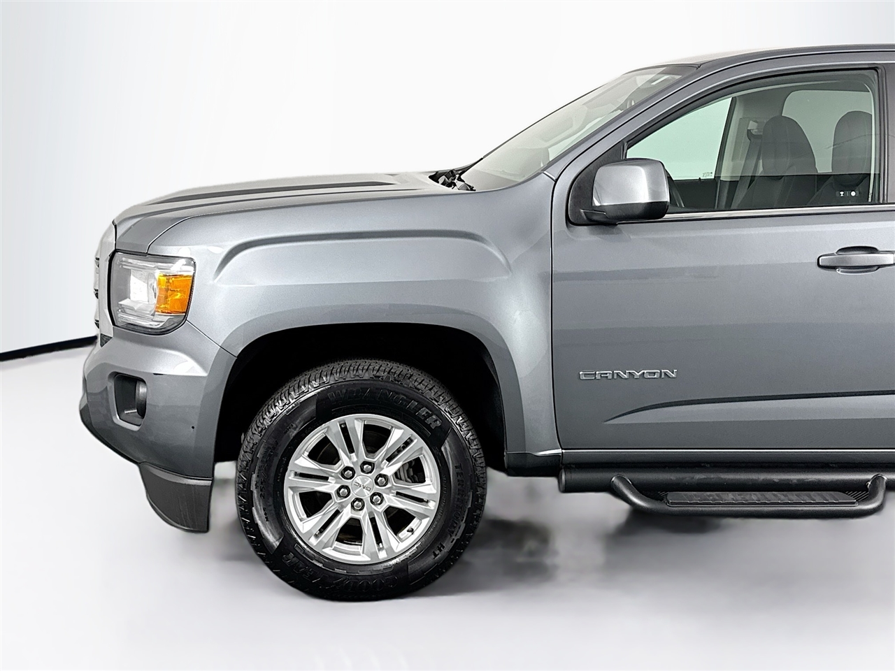 GMC Canyon 4WD Crew Cab 128" SLE 2020