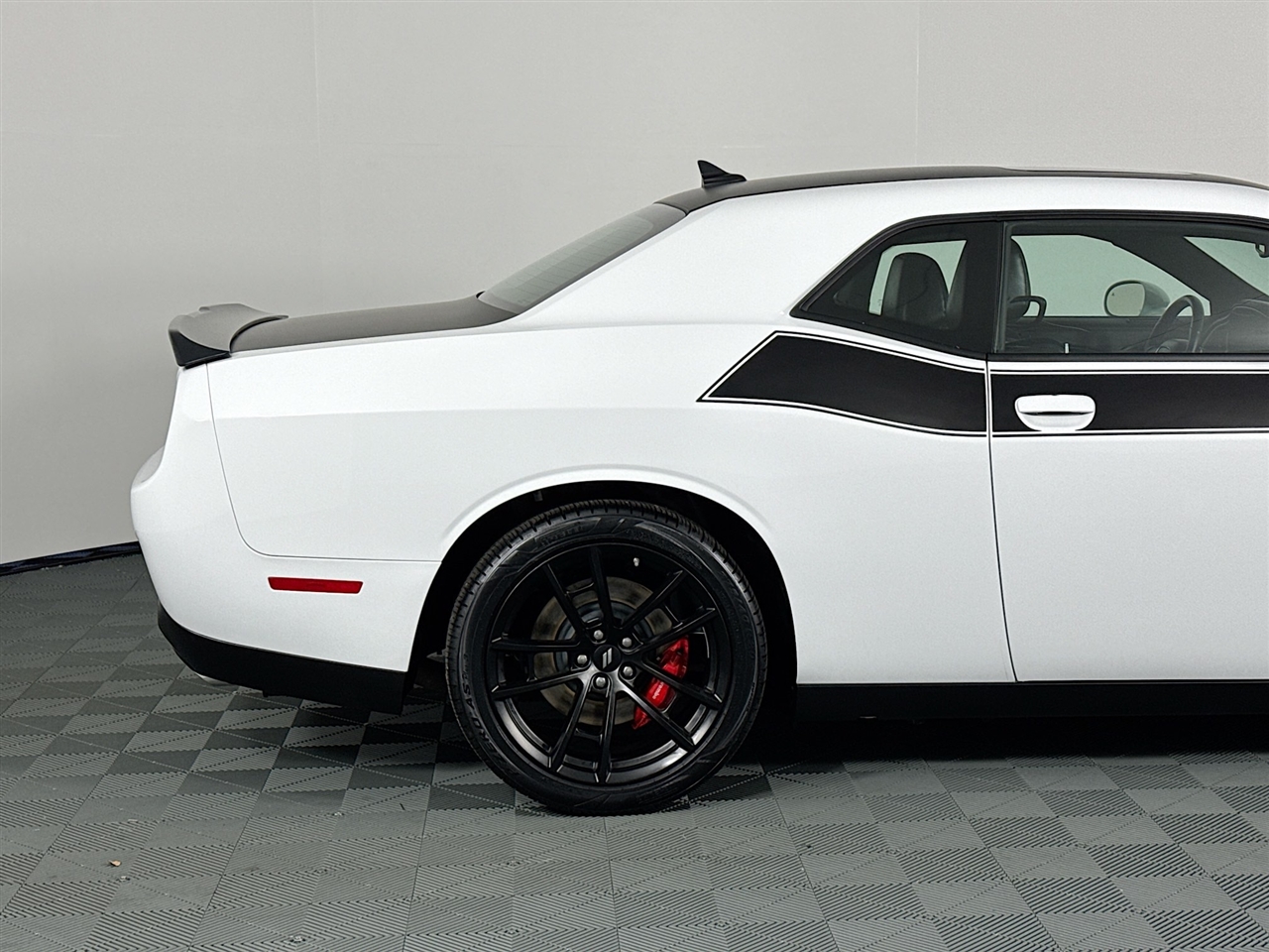 Dodge Challenger R/T Scat Pack RWD 2022