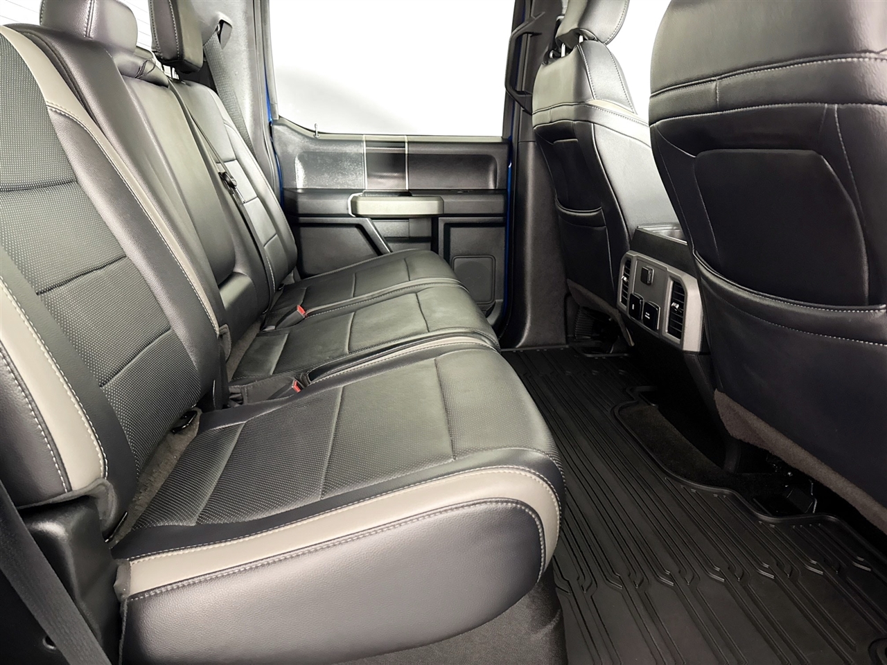 Ford F-150 Raptor 4WD SuperCrew 5.5' Box 2018