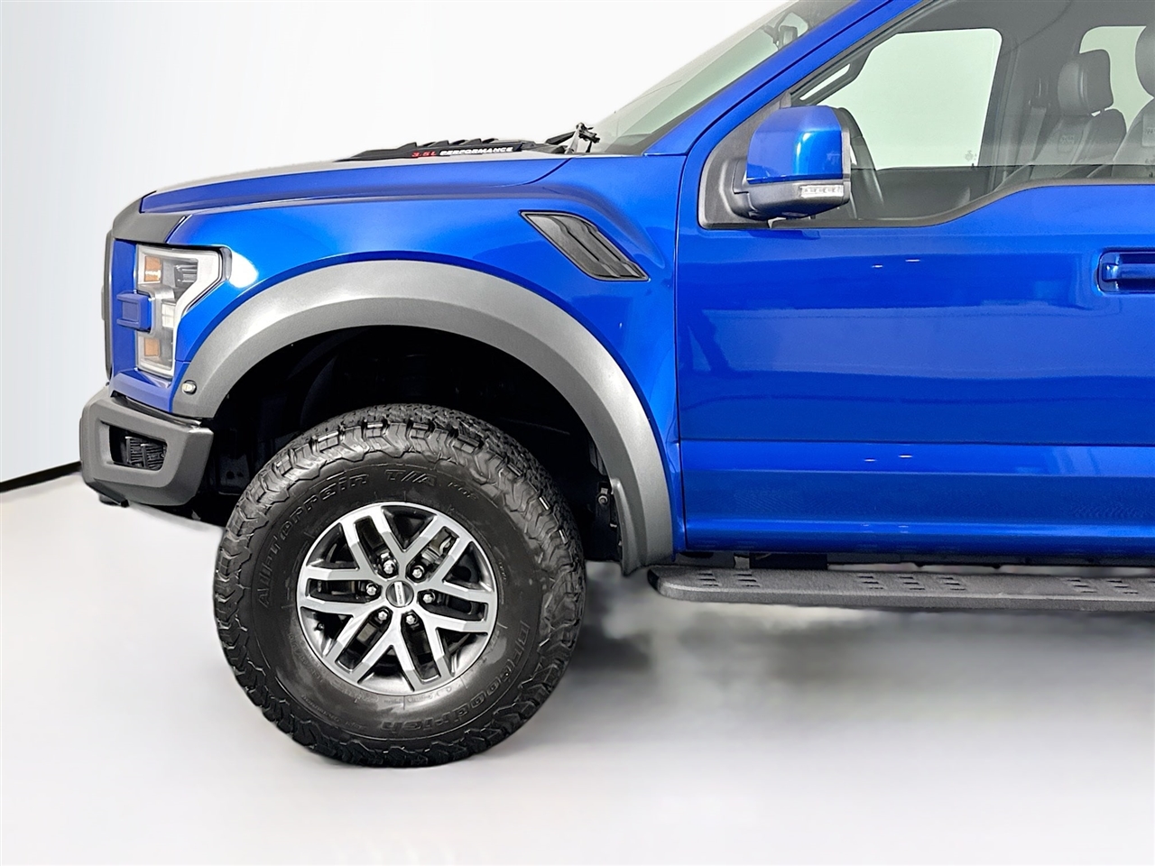 Ford F-150 Raptor 4WD SuperCrew 5.5' Box 2018