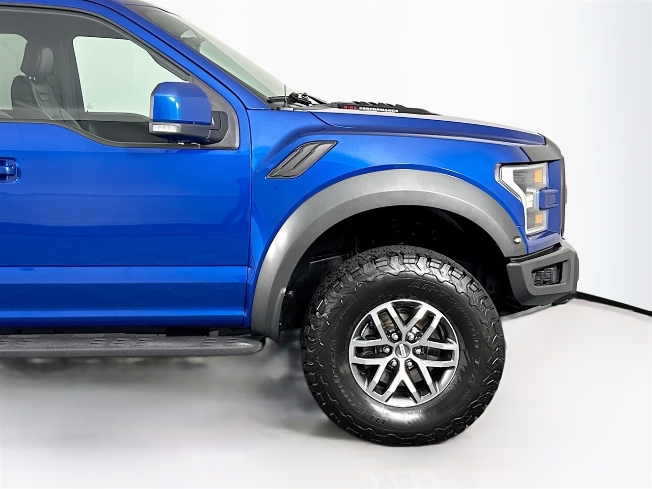 Ford F-150 Raptor 4WD SuperCrew 5.5' Box 2018