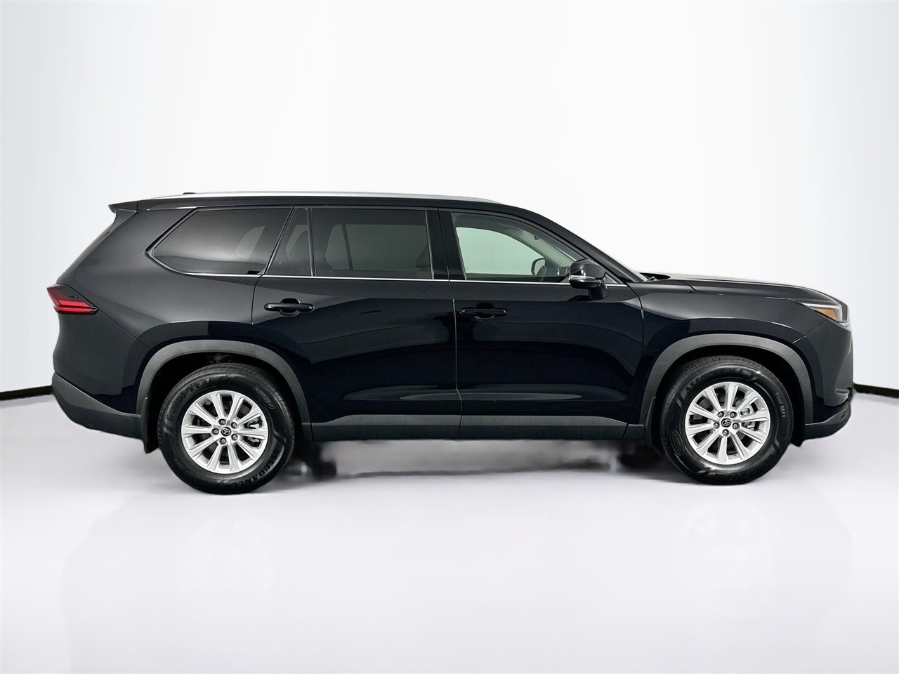 Toyota Grand Highlander Hybrid LE AWD (Natl) 2025