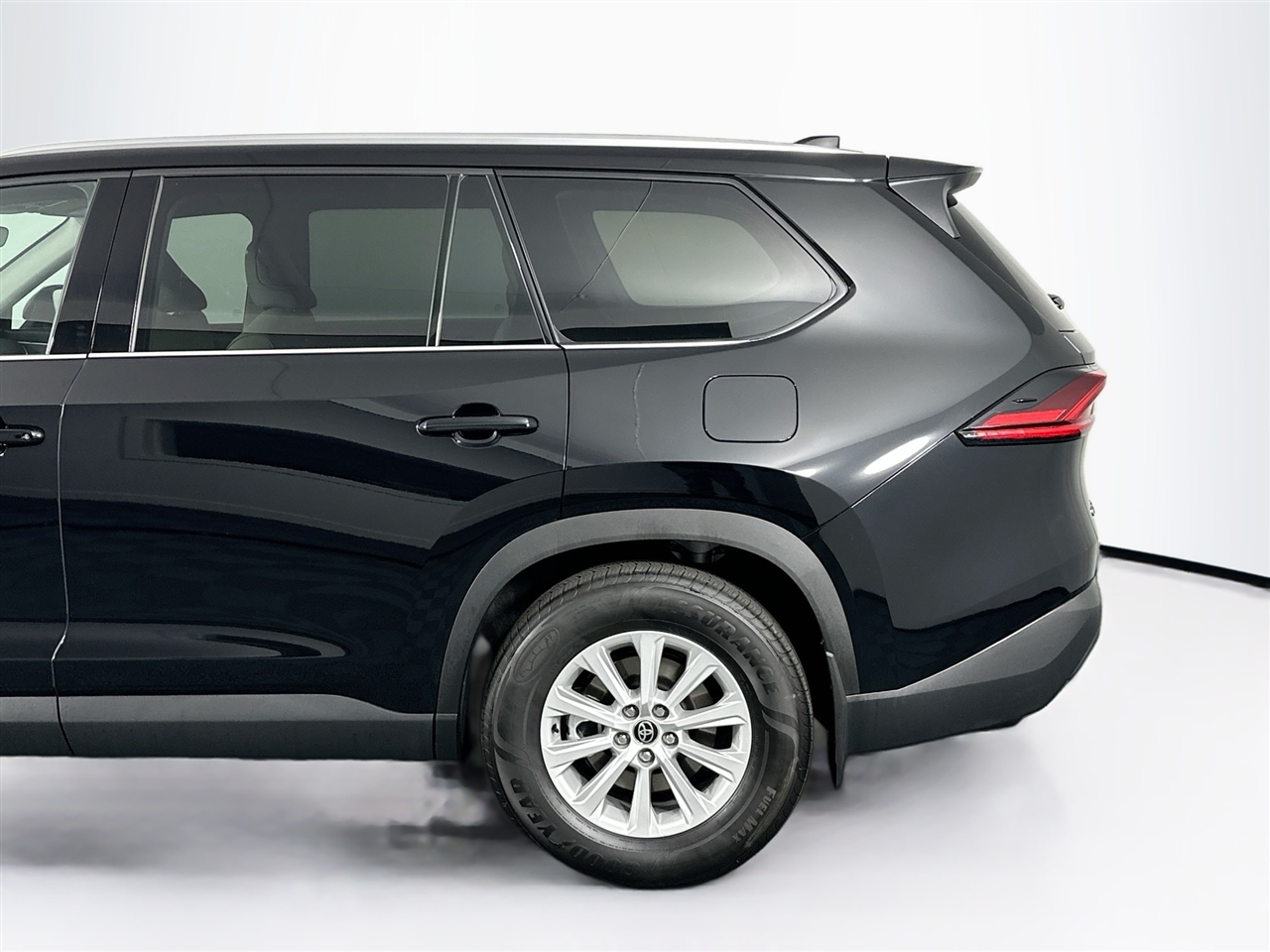 Toyota Grand Highlander Hybrid LE AWD (Natl) 2025