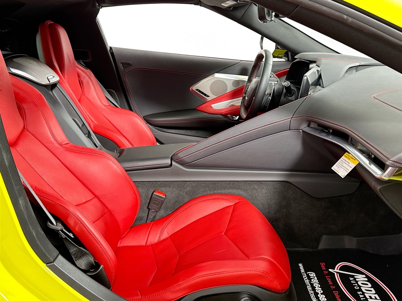 Chevrolet Corvette 2dr Stingray Cpe w/2LT 2023