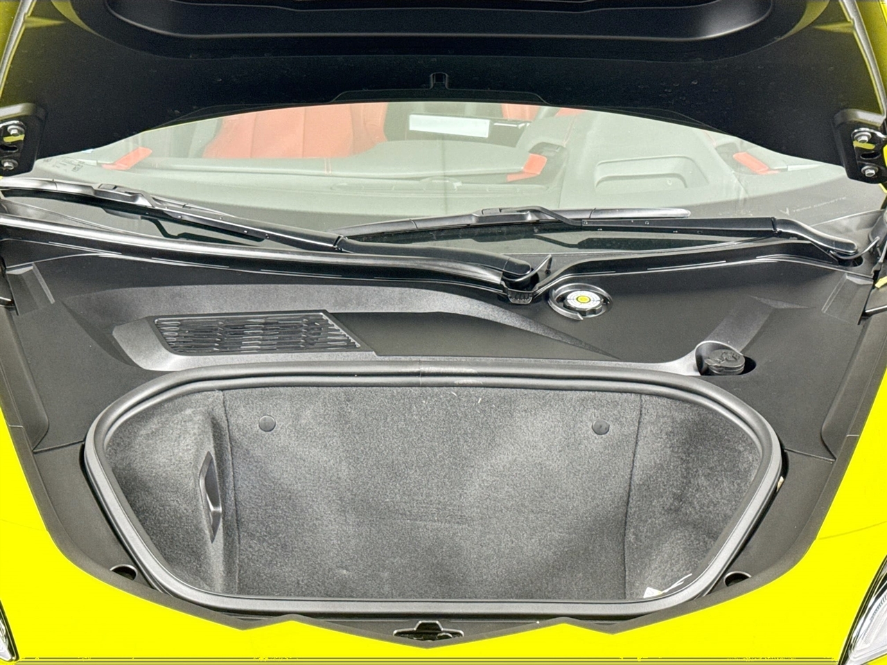 Chevrolet Corvette 2dr Stingray Cpe w/2LT 2023