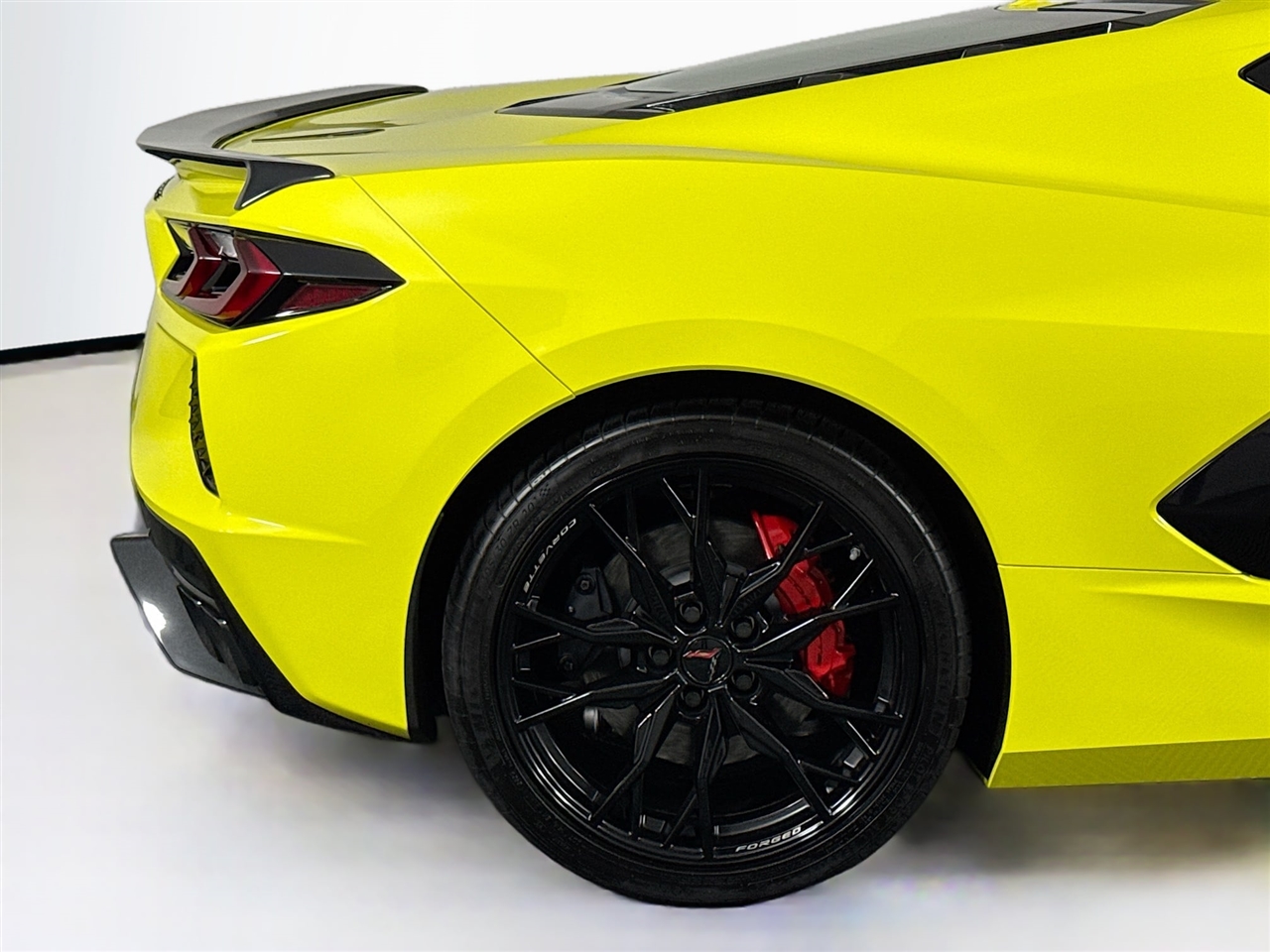 Chevrolet Corvette 2dr Stingray Cpe w/2LT 2023