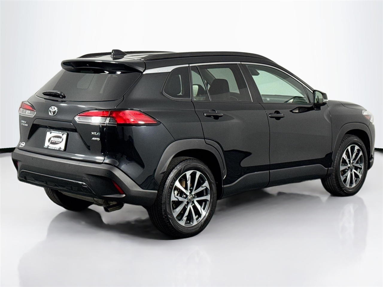 Toyota Corolla Cross XLE 4WD (Natl) 2022