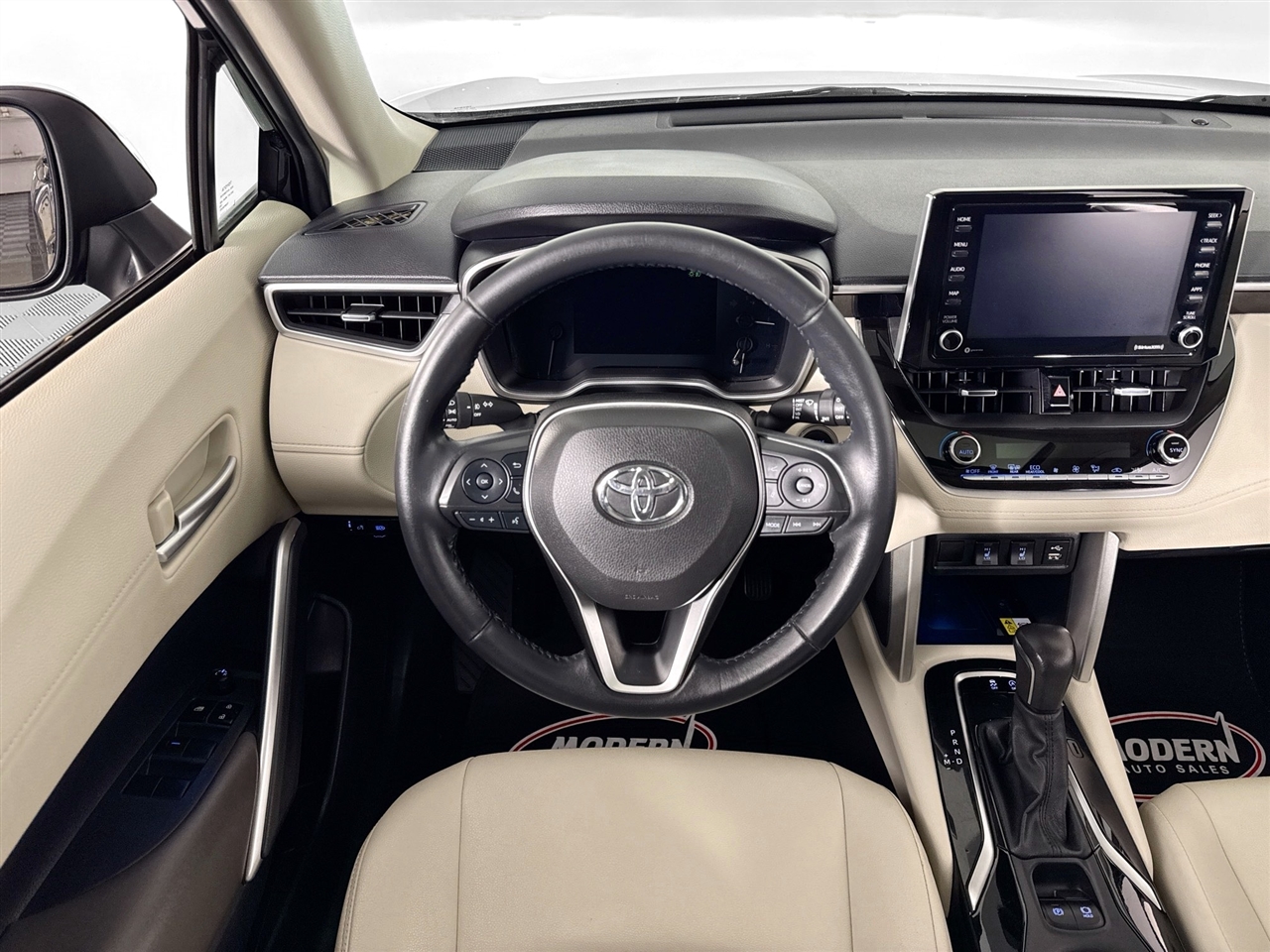 Toyota Corolla Cross XLE 4WD (Natl) 2022