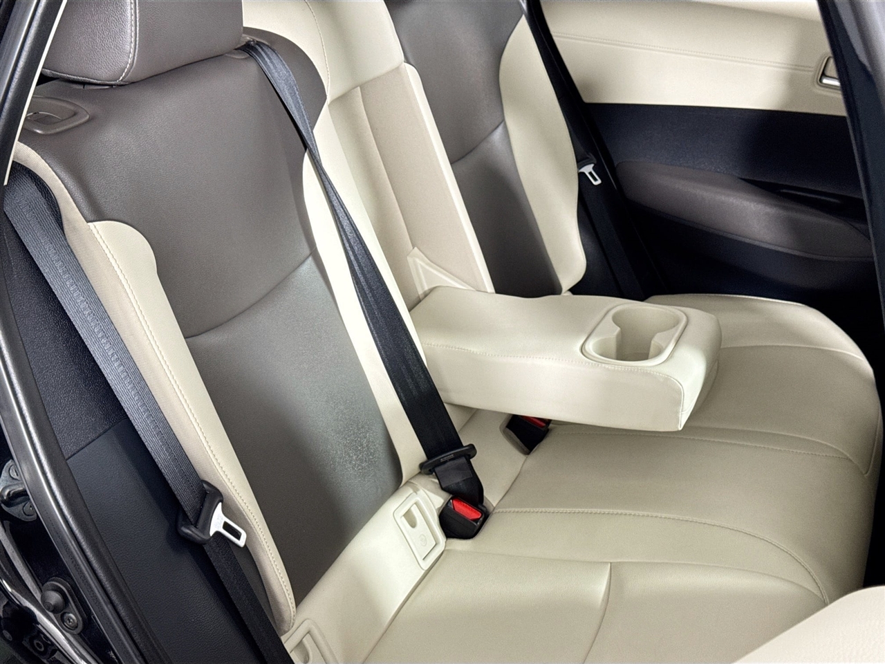 Toyota Corolla Cross XLE 4WD (Natl) 2022