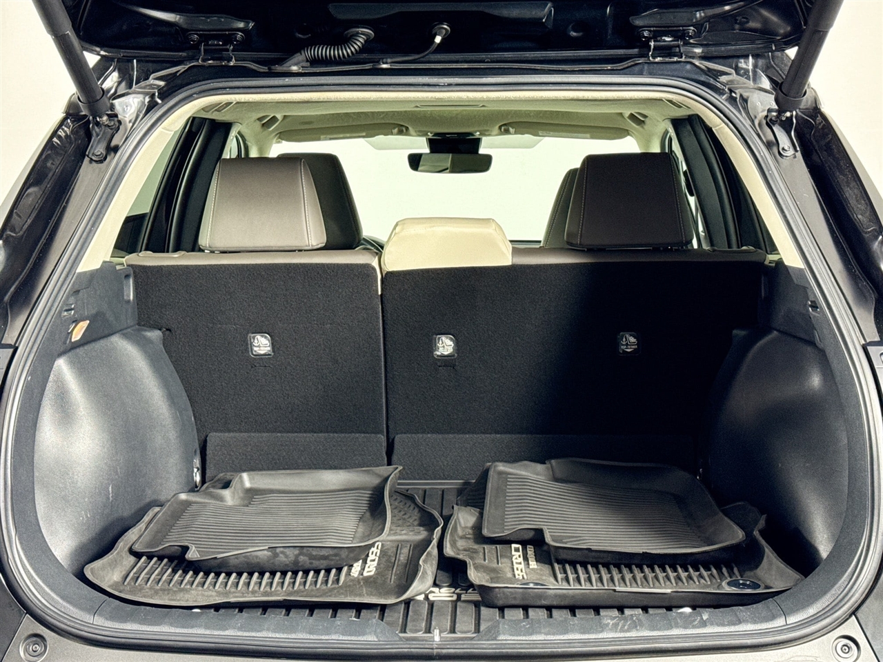 Toyota Corolla Cross XLE 4WD (Natl) 2022