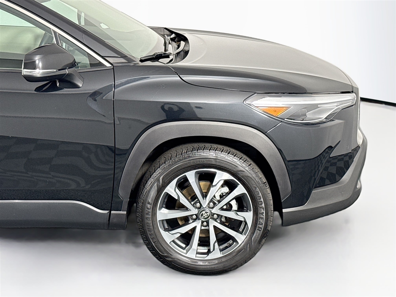 Toyota Corolla Cross XLE 4WD (Natl) 2022