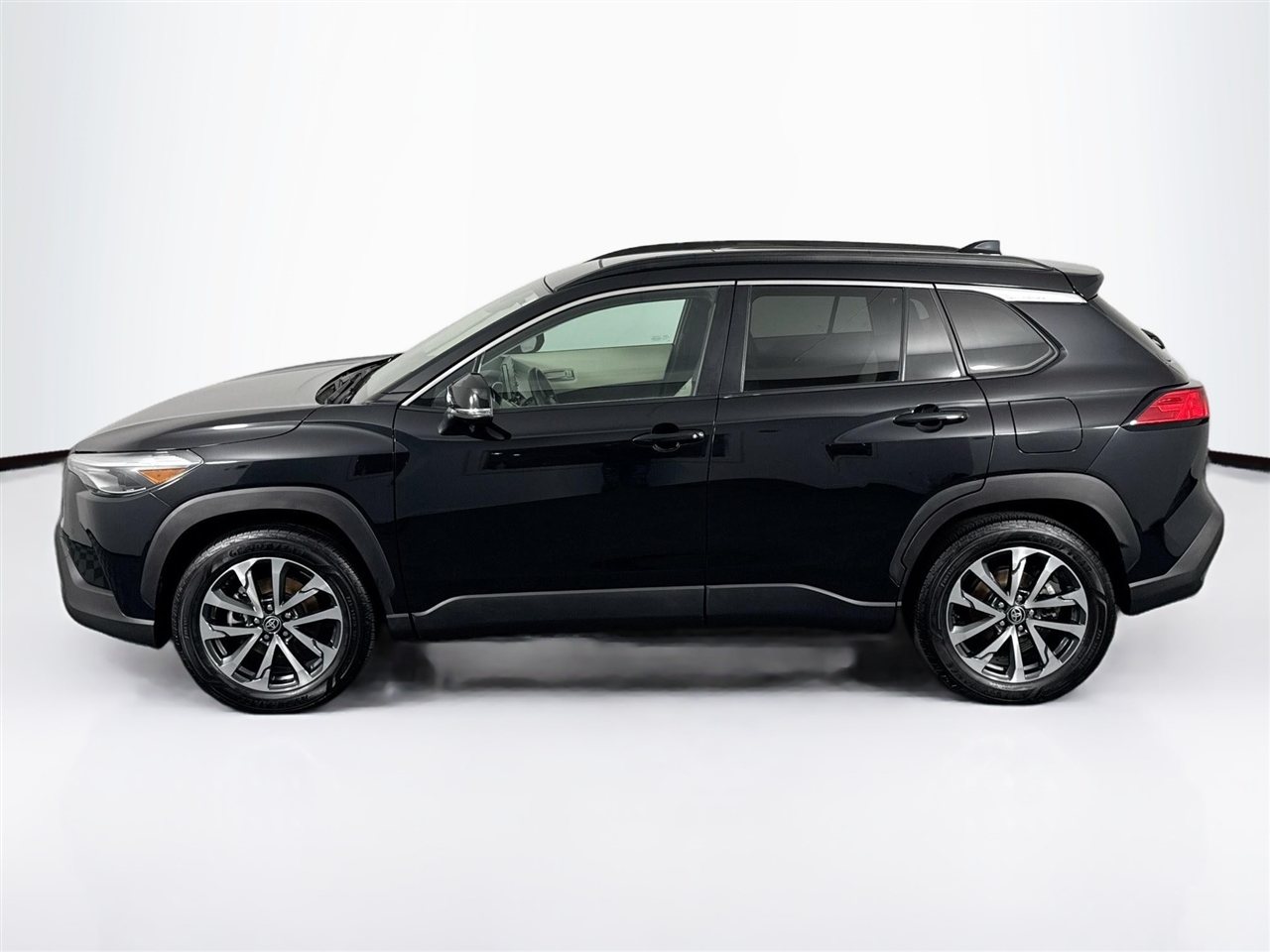 Toyota Corolla Cross XLE 4WD (Natl) 2022