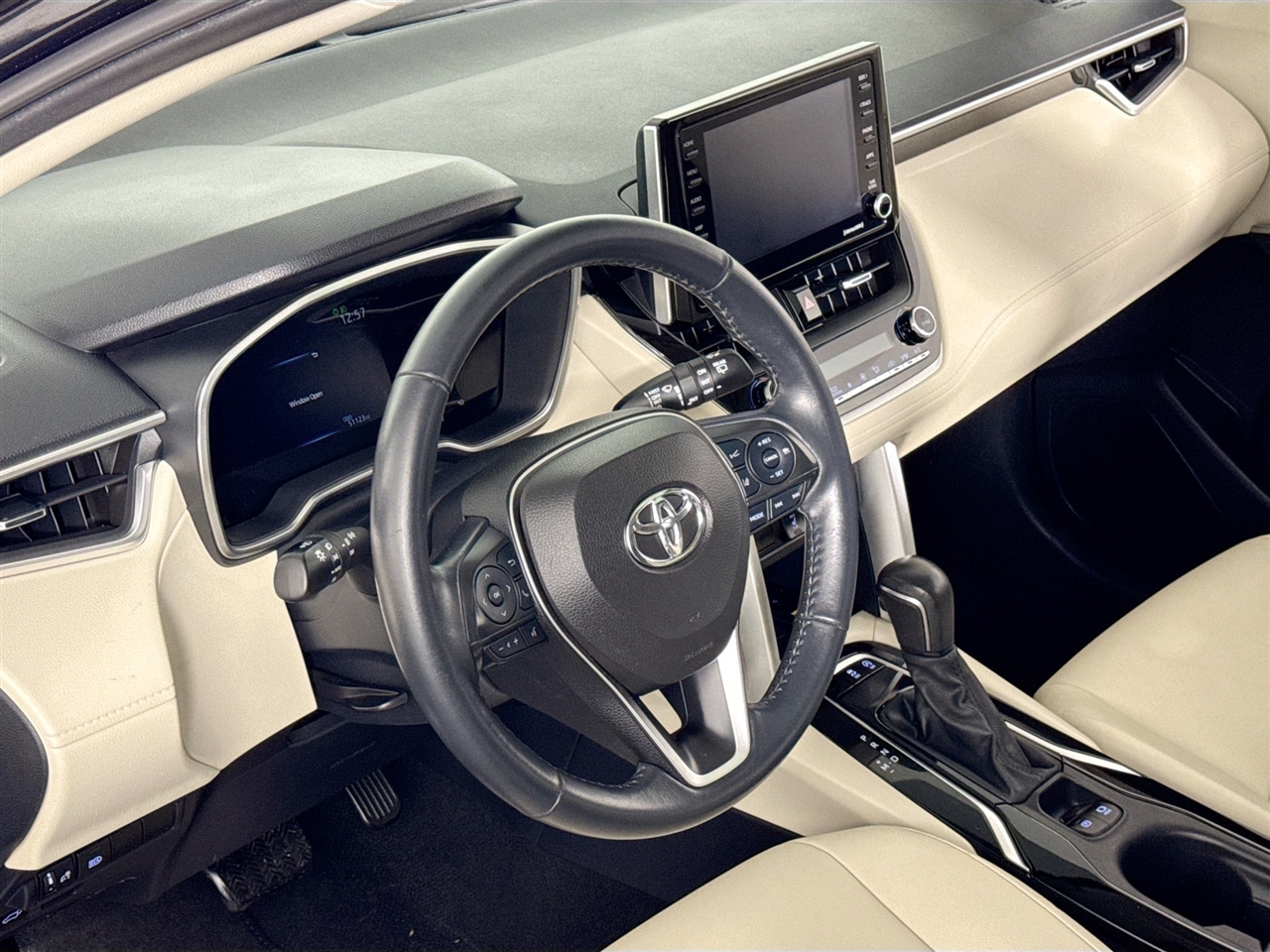 Toyota Corolla Cross XLE 4WD (Natl) 2022