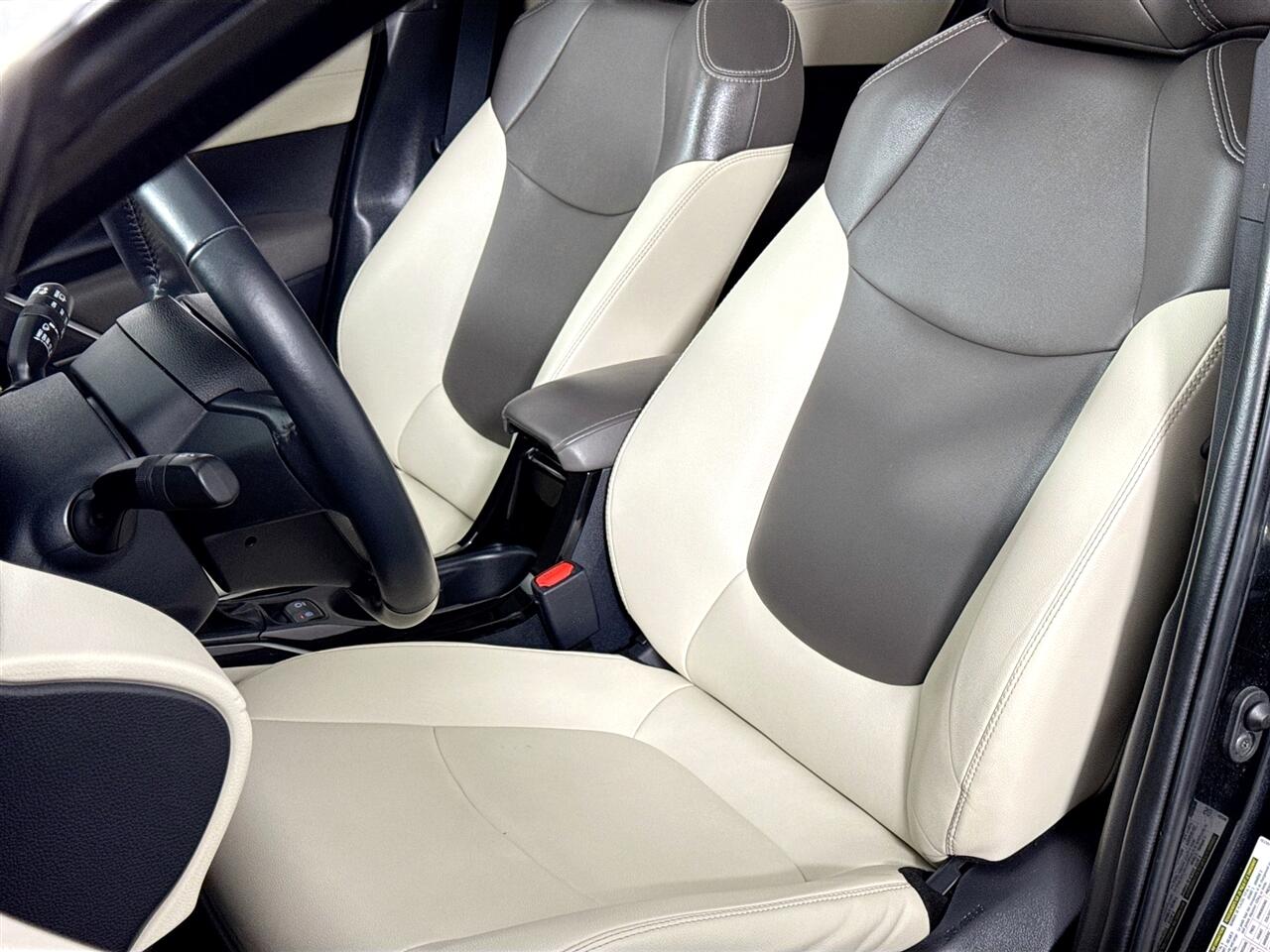 Toyota Corolla Cross XLE 4WD (Natl) 2022