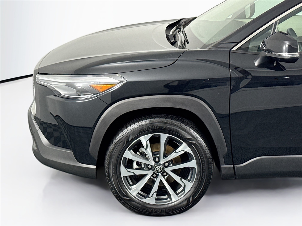 Toyota Corolla Cross XLE 4WD (Natl) 2022