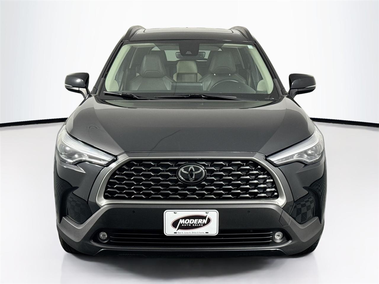 Toyota Corolla Cross XLE 4WD (Natl) 2022