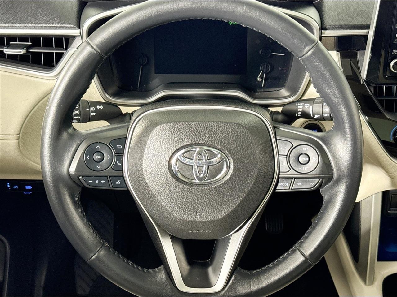 Toyota Corolla Cross XLE 4WD (Natl) 2022